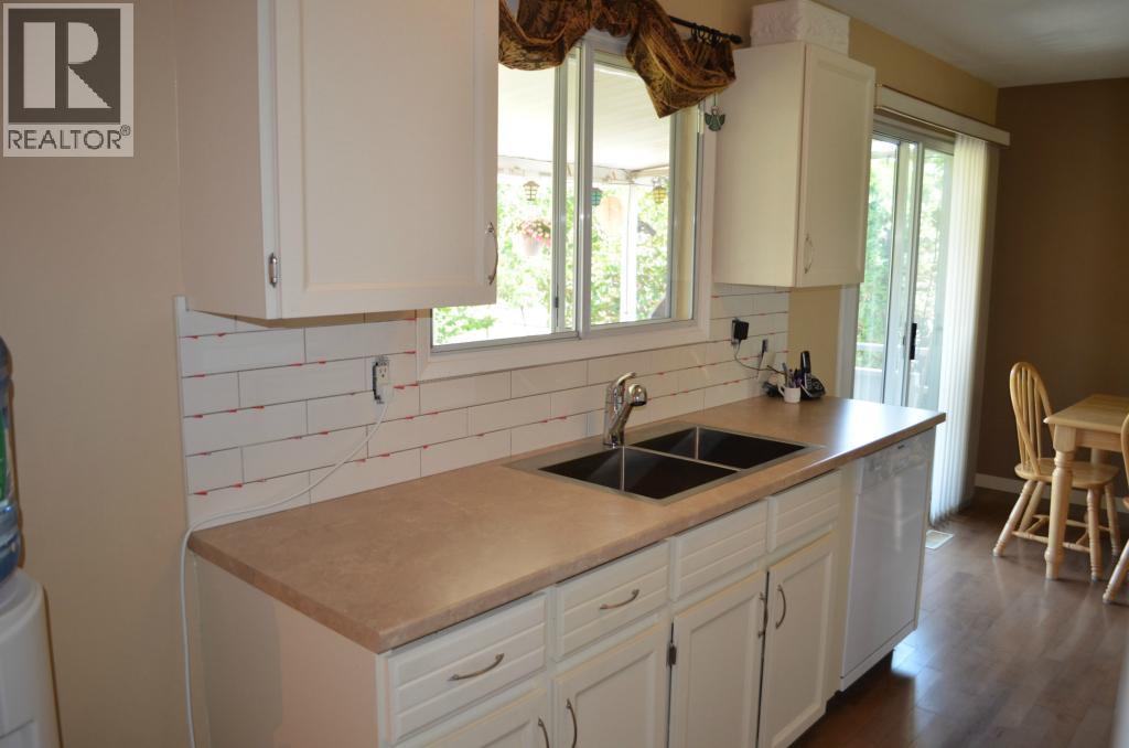 Additional image 3 of 565 Dougall Road South, Kelowna, BC, V1X3K2