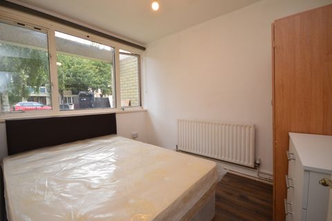 Smithy Street, Stepney Green E1, Room to rent