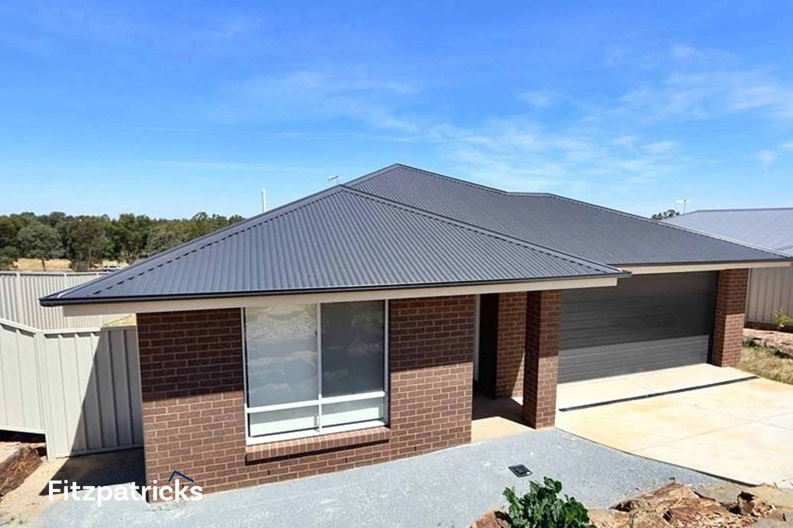 9 Sunvale Crescent, Estella NSW 2650