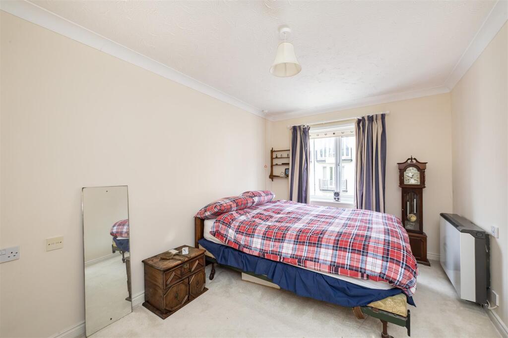 Marlborough Road, St. Albans photo 5