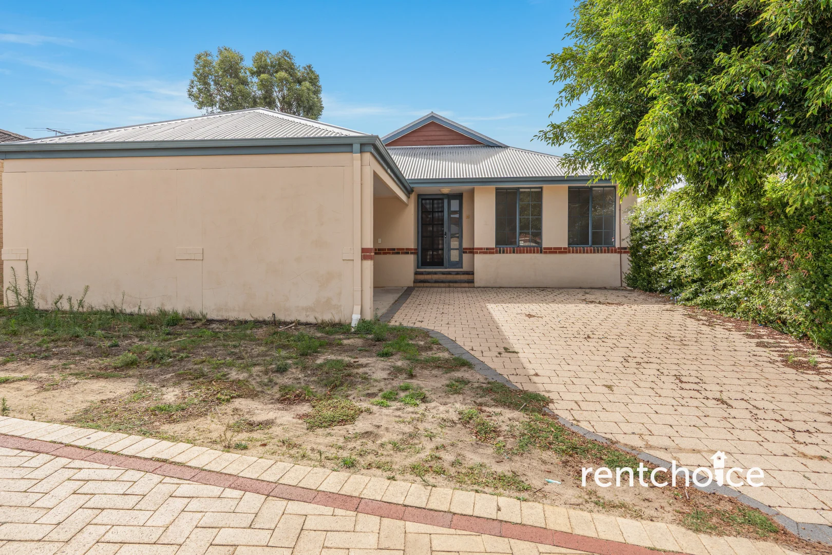 12 Wagtail Bend, Langford WA 6147 photo 2