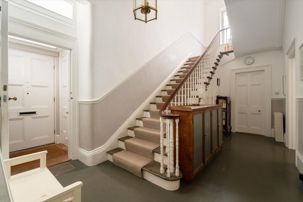 Additional image 12 of 3 bed maisonette for saleOakfield Road, Clifton, Bristol BS8