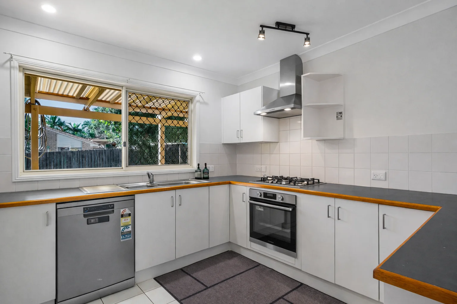 Additional image 3 of 20 Mahogany Place, Forest Lake QLD 4078