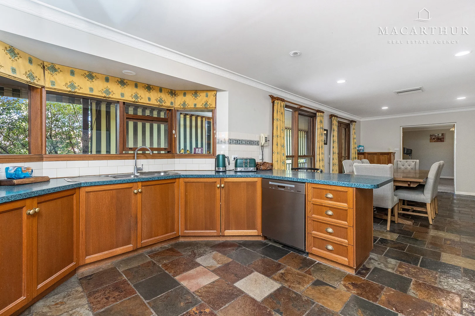 Additional image 14 of 28 Missouri Avenue, Tolland NSW 2650