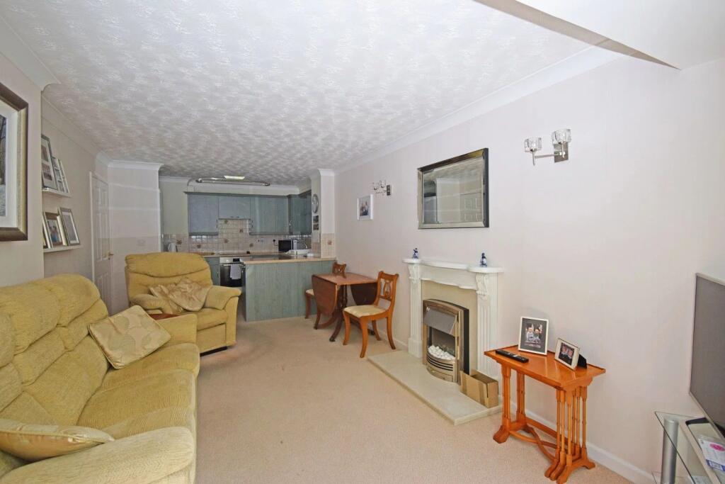 Additional image 4 of Flat 2, Elgar Mews, Ednall Lane, Bromsgrove, Worcestershire.  B60 2DB