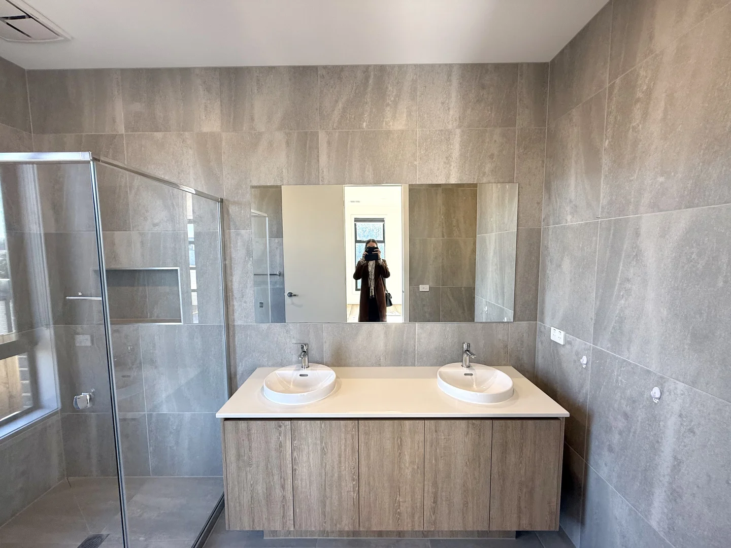 2 Harrods Close, Drouin VIC 3818 photo 4