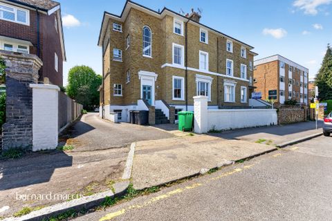 Uxbridge Road, Kingston Upon Thames KT1