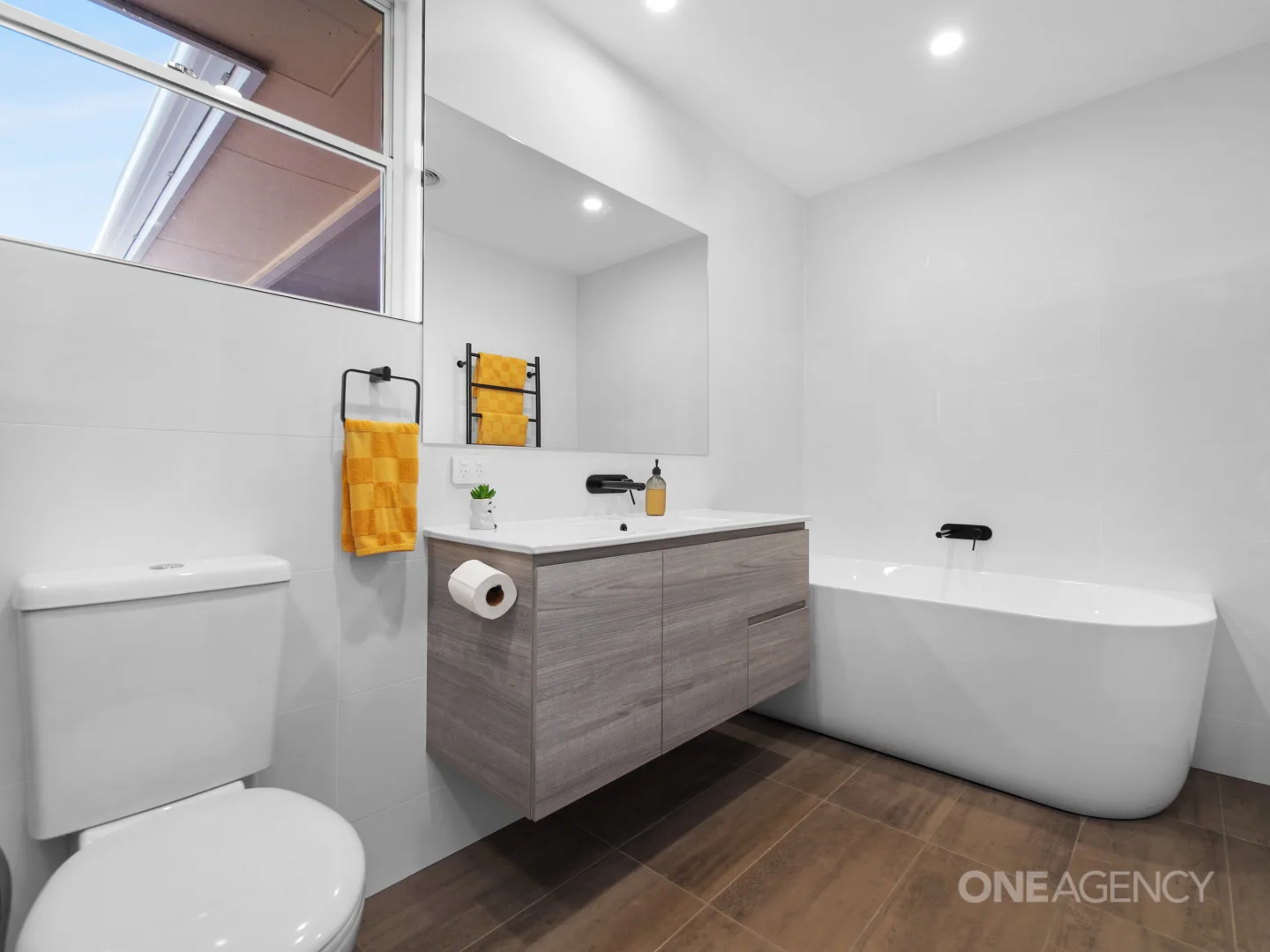 Additional image 8 of 34 Curraghmore Avenue, Park Grove TAS 7320