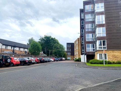 32 Mcphail Street, Glasgow G40