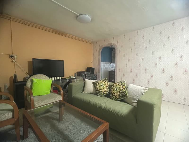 234 Serangoon Avenue 3 photo 3