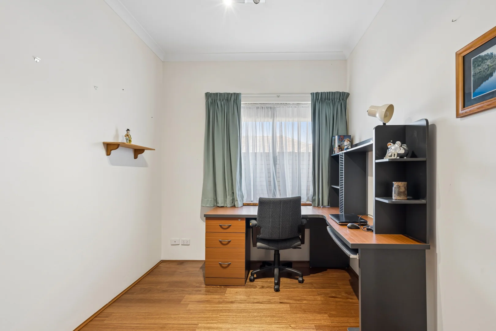 Additional image 13 of 30 Claridge Circle, Thornlie WA 6108