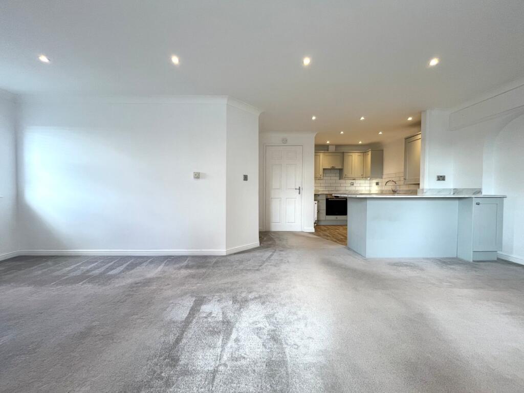 Rumbush Lane, Shirley, Solihull, West Midlands, B90 photo 3