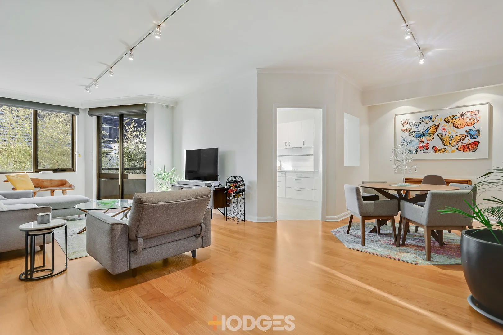 10/73 Queens Road, Melbourne VIC 3004