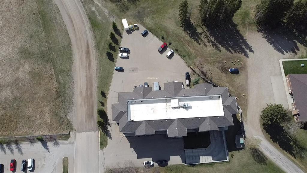 Additional image 3 of 207-5205 Woodland Road, Innisfail, AB, T4G 0B2