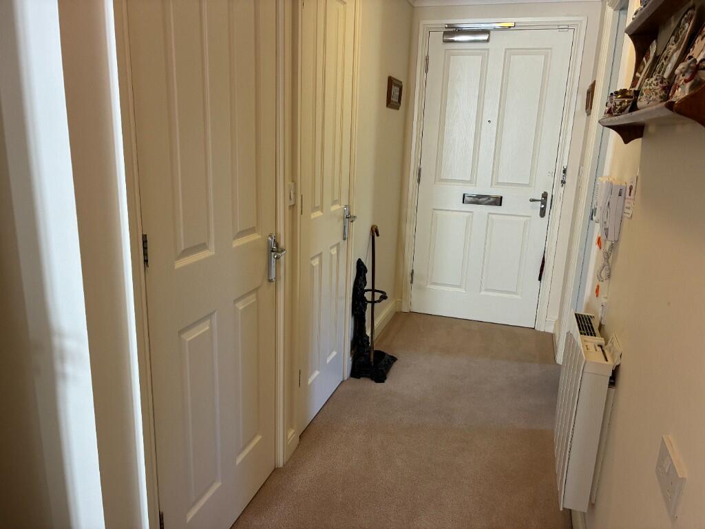 Additional image 19 of 9 Grange Court, 298 Warwick Road, Solihull, B92 7GL