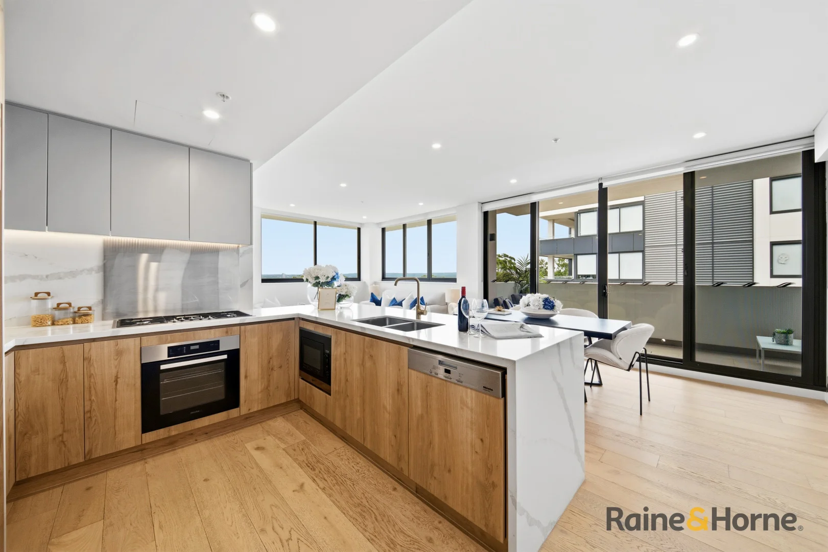 Additional image 3 of 602/1 Freeman Road, Chatswood NSW 2067