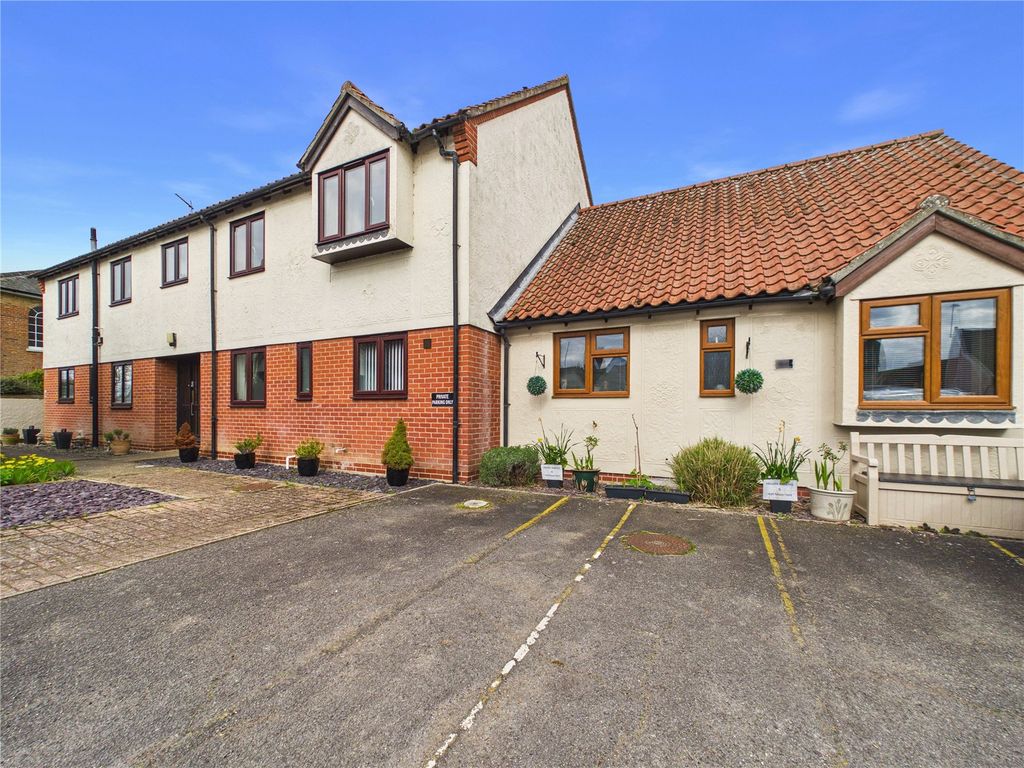 2 bed flat for saleNethergate Street, Clare, Sudbury, Suffolk CO10