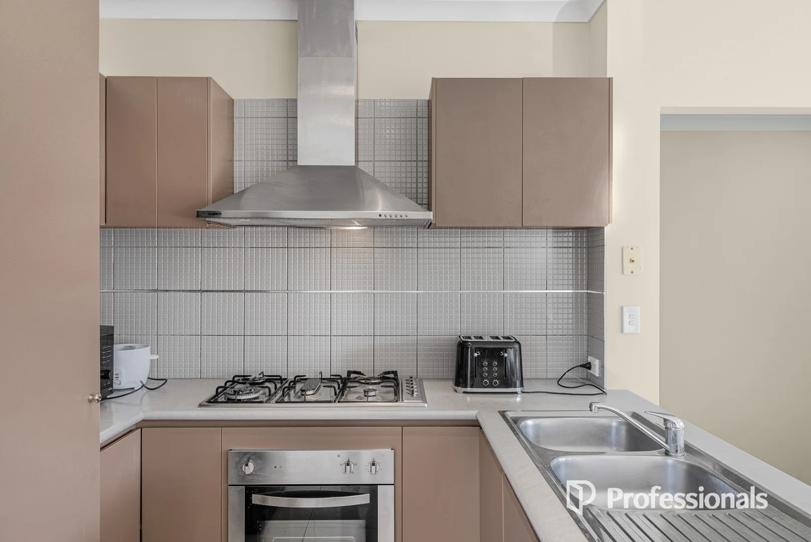 Additional image 10 of 4/23 Penrith Place, Balga WA 6061