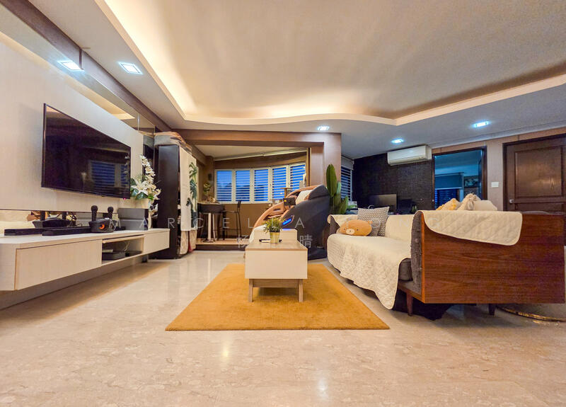 250B Compassvale Street photo 5