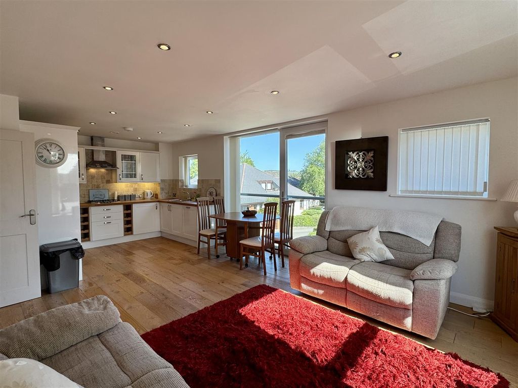 Additional image 15 of 2 bed flat for saleVauxhall Lane, Chepstow NP16