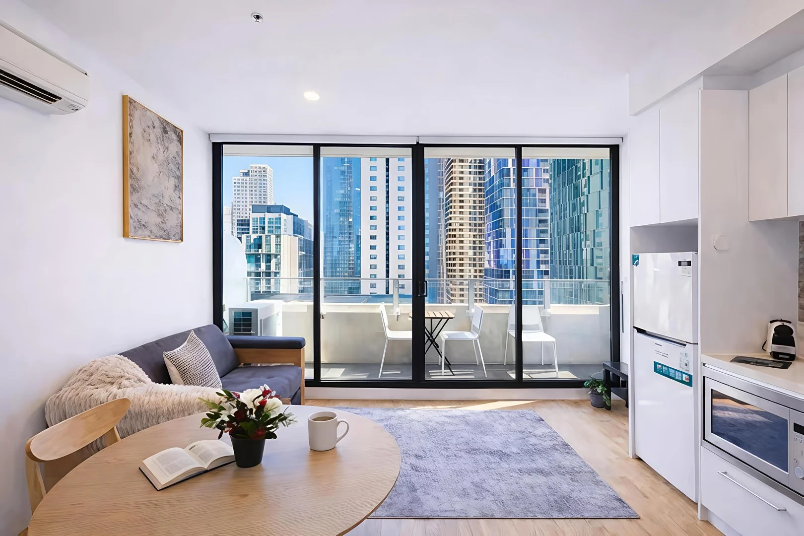 2113/25 Therry Street, Melbourne VIC 3000