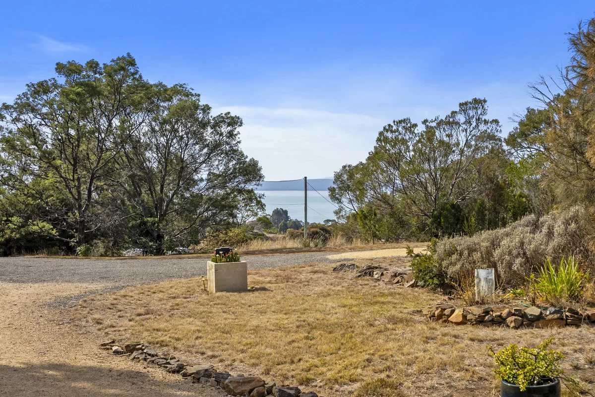 Additional image 2 of 27 Francis Street, Swansea TAS 7190