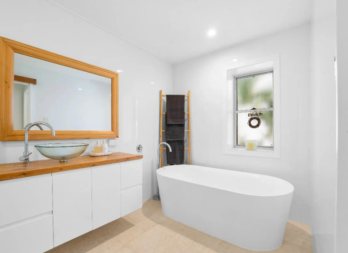 Additional image 17 of 3 Tawarri Crescent, Burleigh Heads QLD 4220