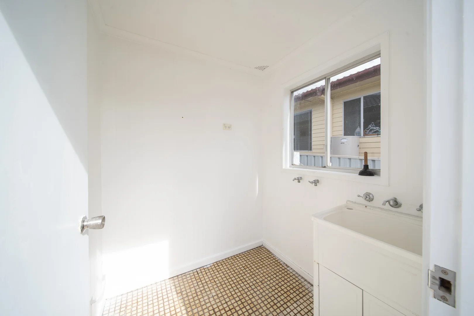 Additional image 5 of 24 Weingartner Avenue, Tarro NSW 2322