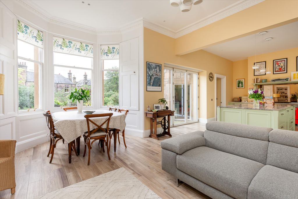 Additional image 9 of 6 bed semi-detached house for saleSuccoth Place, Edinburgh EH12