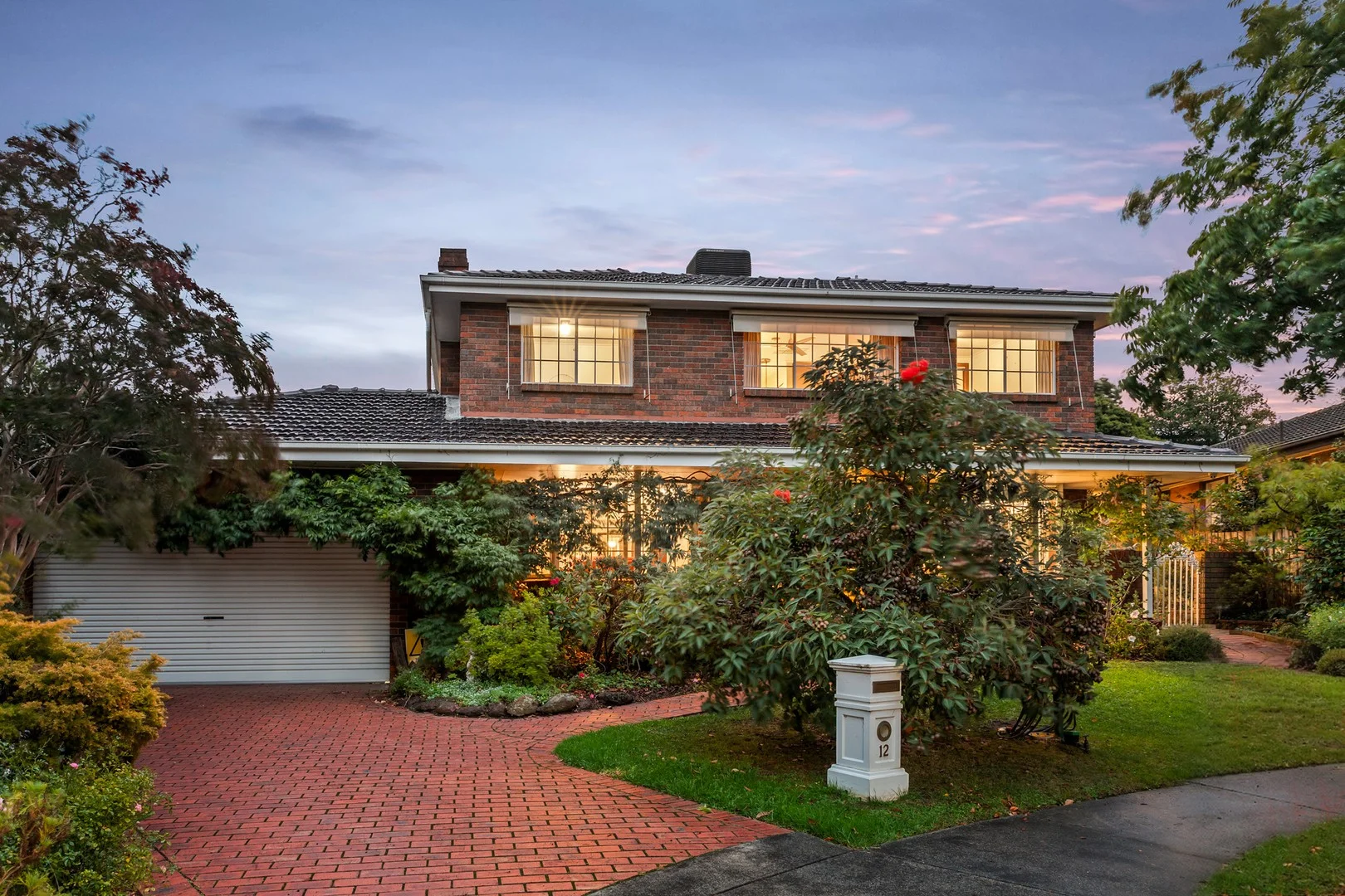 12 Raheen Court, Vermont South VIC 3133