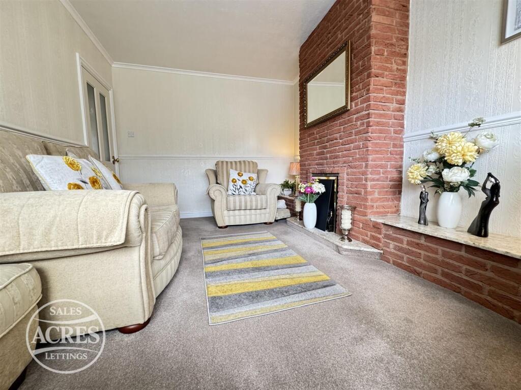 Calver Grove, Great Barr, Birmingham photo 4