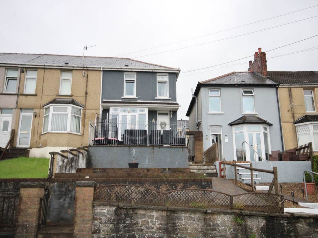 3 bed semi-detached house for saleAbernant Road, Markham, Blackwood NP12