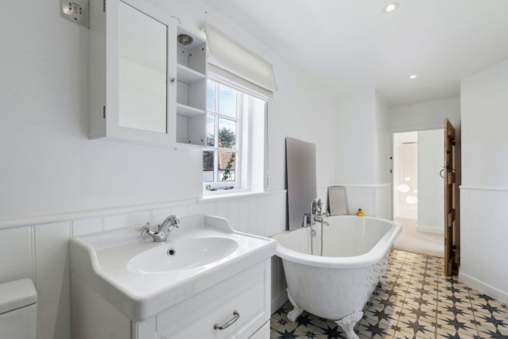 Additional image 12 of 2 bed end terrace house for saleWycombe End, Beaconsfield HP9