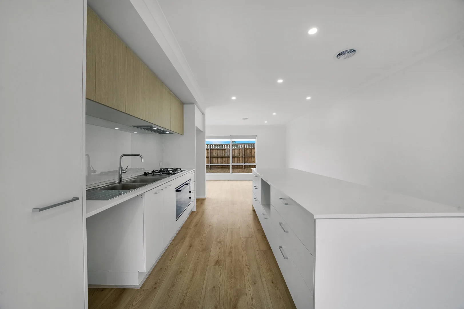 Additional image 3 of 102 Beauford Ave, Narre Warren South VIC 3805