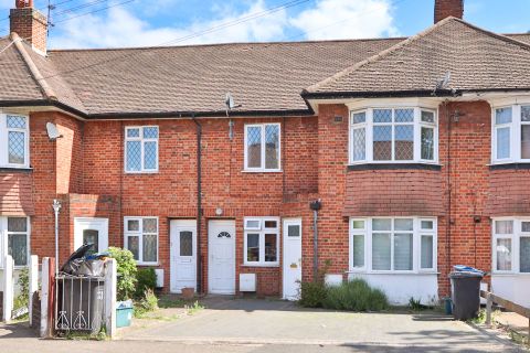 Errol Gardens, New Malden KT3