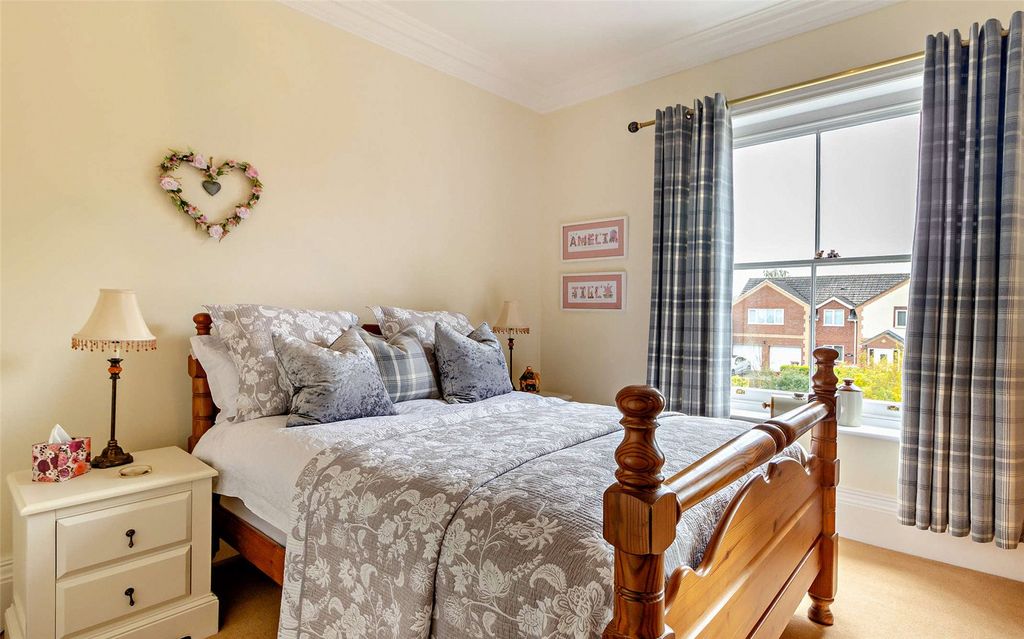 Additional image 16 of 5 bed detached house for saleKingsley, Ferry Road, Goxhill, Barrow-Upon-Humber DN19
