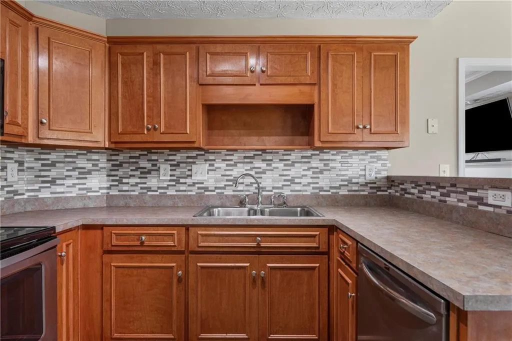 Additional image 9 of 84 Lincolnshire Lane, Phenix City, AL 36870