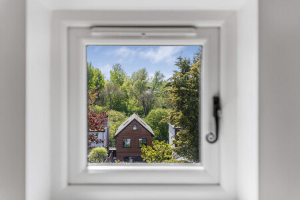 Salisbury Road, Harpenden, AL5 photo 5