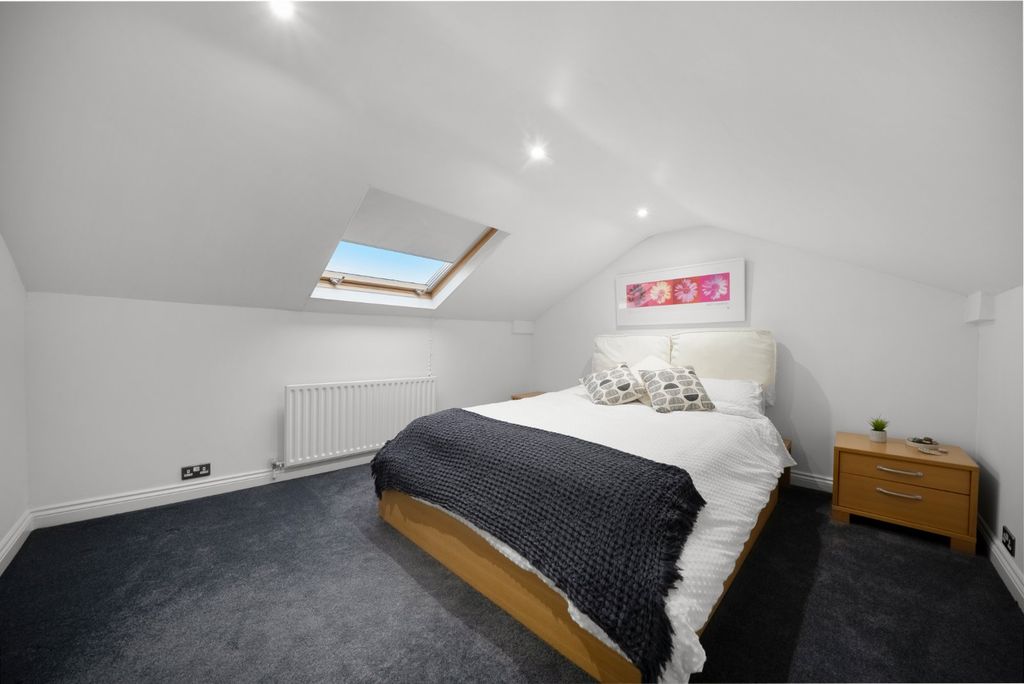 Additional image 9 of 3 bed flat for saleSt. Georges Road, Harrogate, North Yorkshire HG2