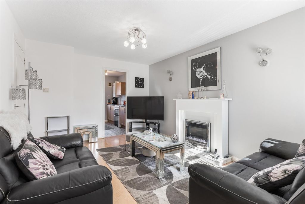 Additional image 7 of 2 bed flat for saleJane Rae Gardens, Clydebank G81