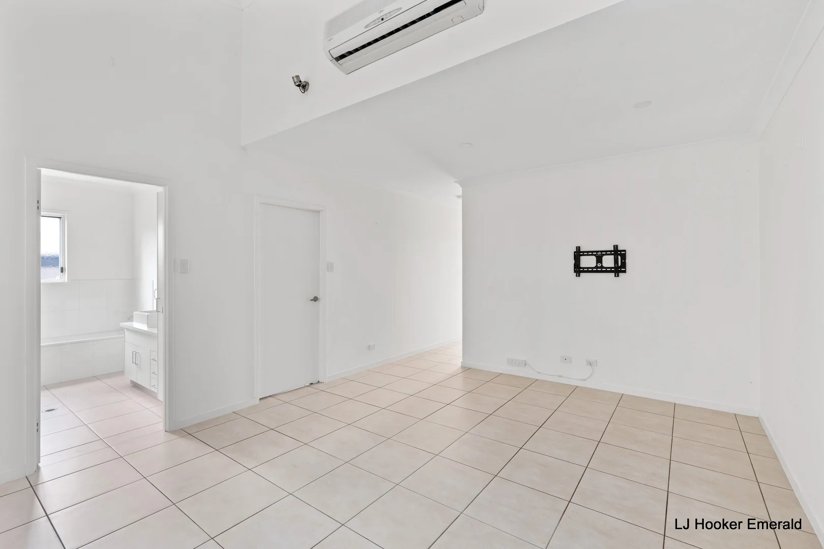 Additional image 6 of 17/55A Gray Street, Emerald QLD 4720