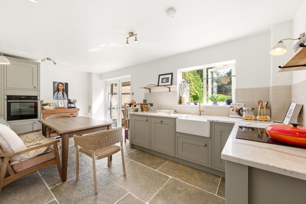 Additional image 4 of Garrard Way, Wheathampstead, St. Albans, Hertfordshire, AL4