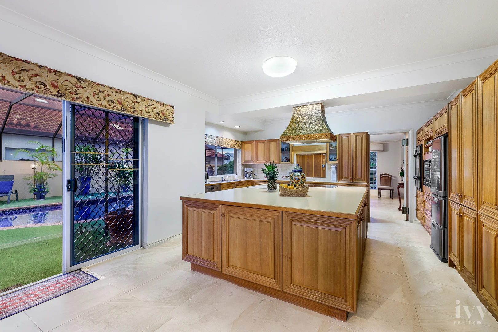 Additional image 8 of 82-84 Tradewinds Avenue, Paradise Point QLD 4216