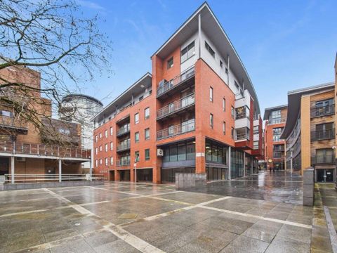 Madison Square, Liverpool, Merseyside L1