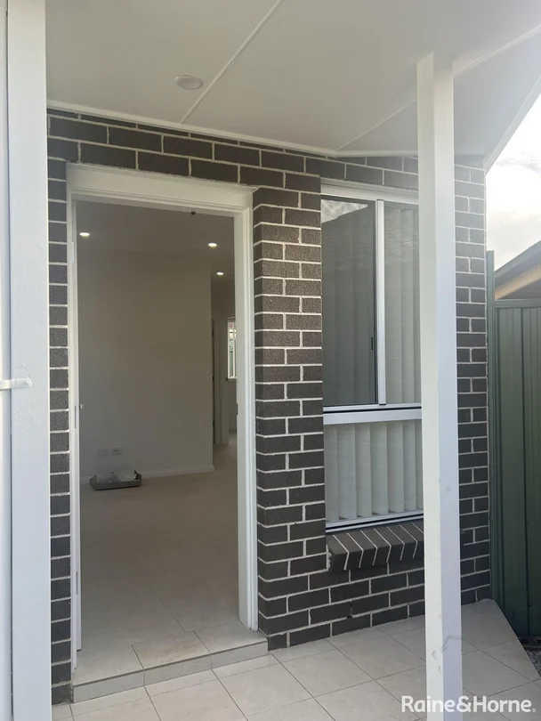 4A Peerless Close, Ingleburn NSW 2565