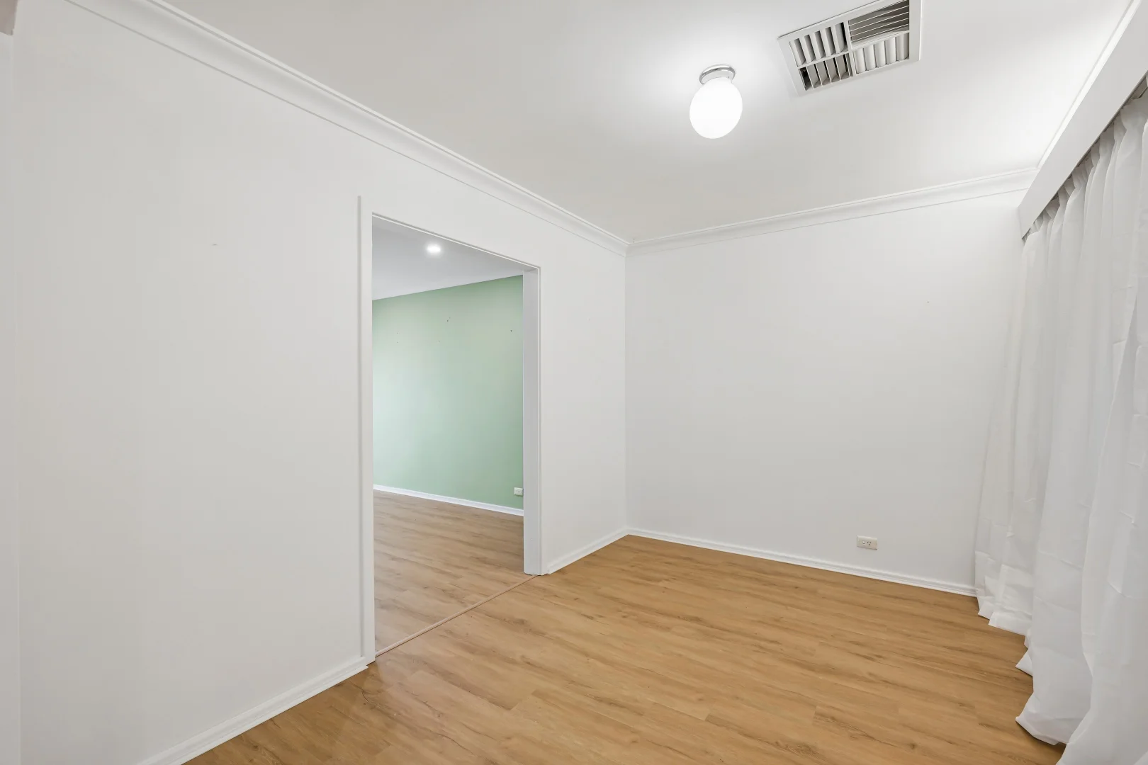 Additional image 12 of 82 Regency Drive, Thornlie WA 6108