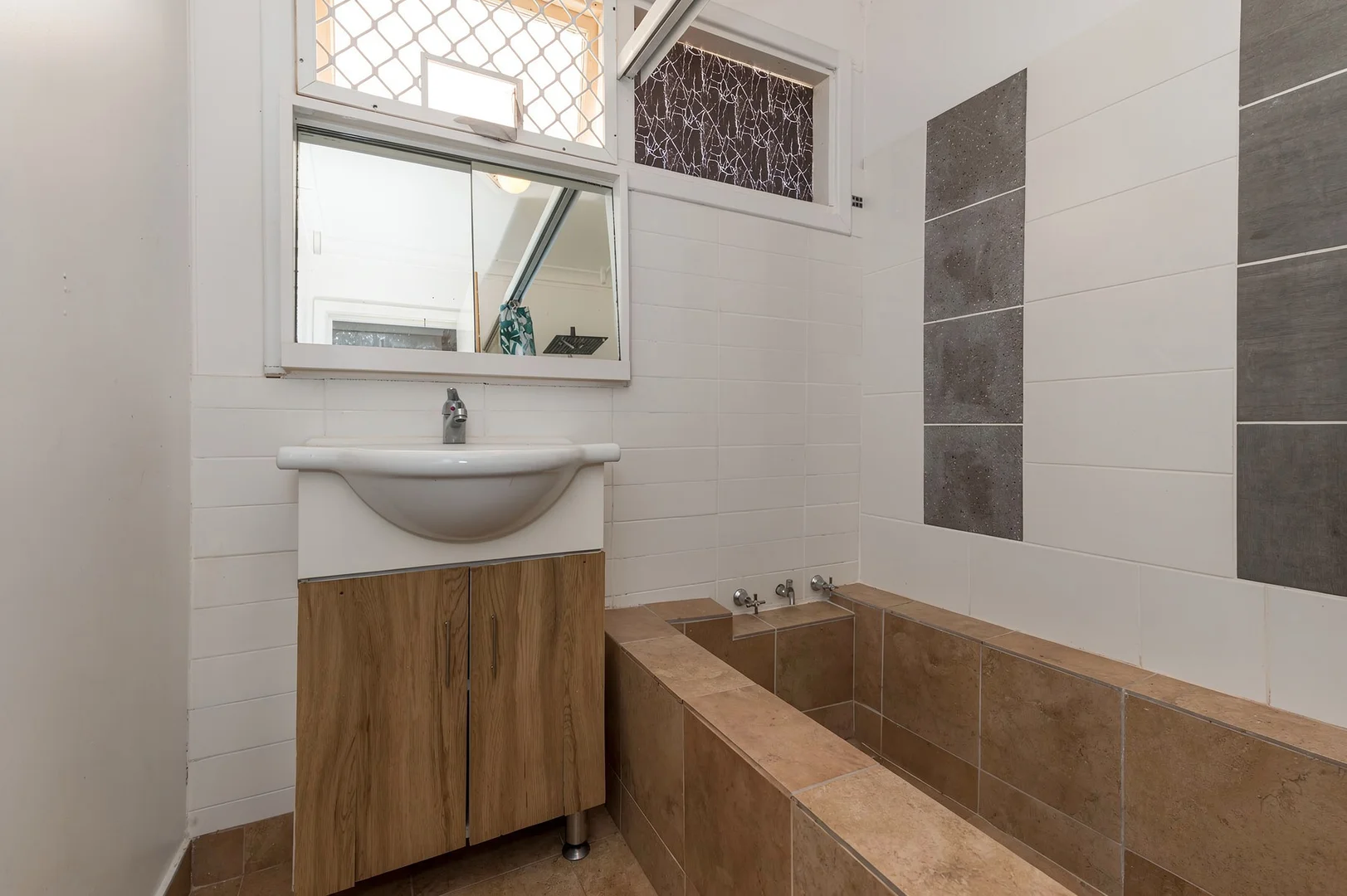 Additional image 15 of 37 Colne Way, Girrawheen WA 6064