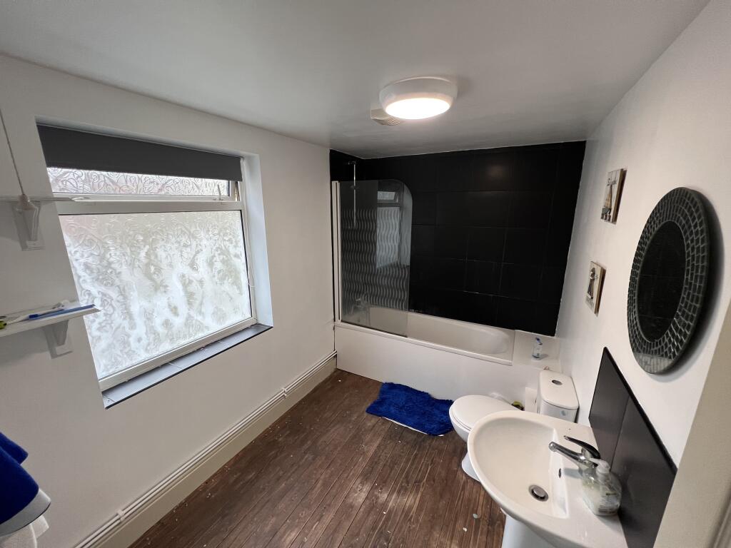 Additional image 9 of Link Road - 6 Bed, Edgbaston, West Midlands, B16