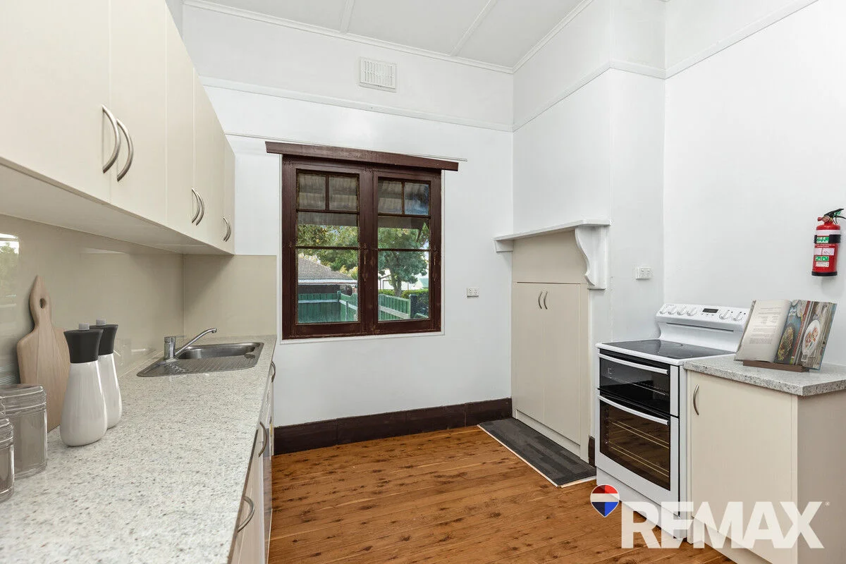49 Joffre Street, Junee NSW 2663 photo 3