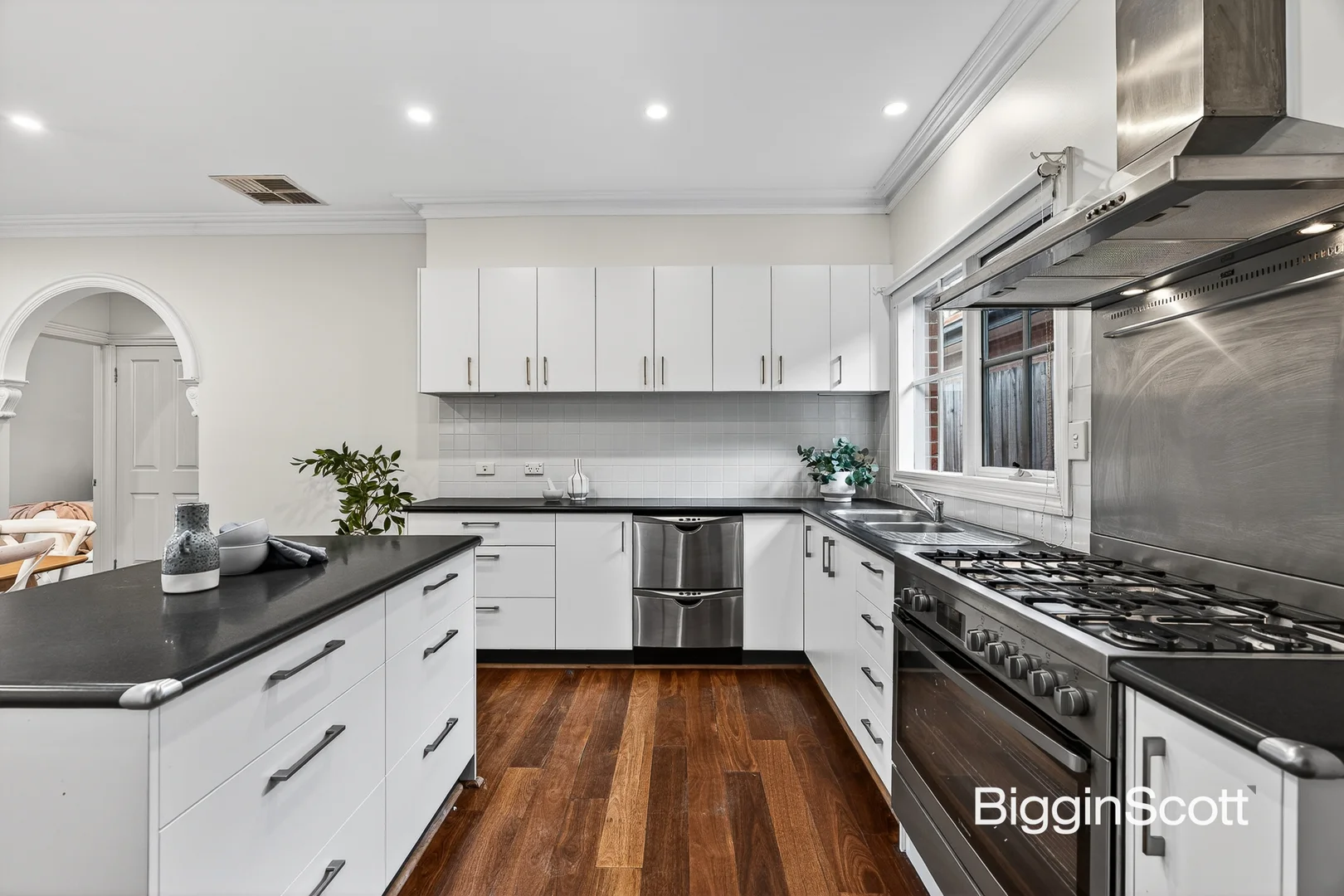 2B Vernal Avenue, Mitcham VIC 3132 photo 4